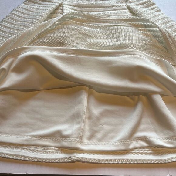 Beautiful Cream Dress Francesca's Size Large Sleeveless V neck - Picture 11 of 15